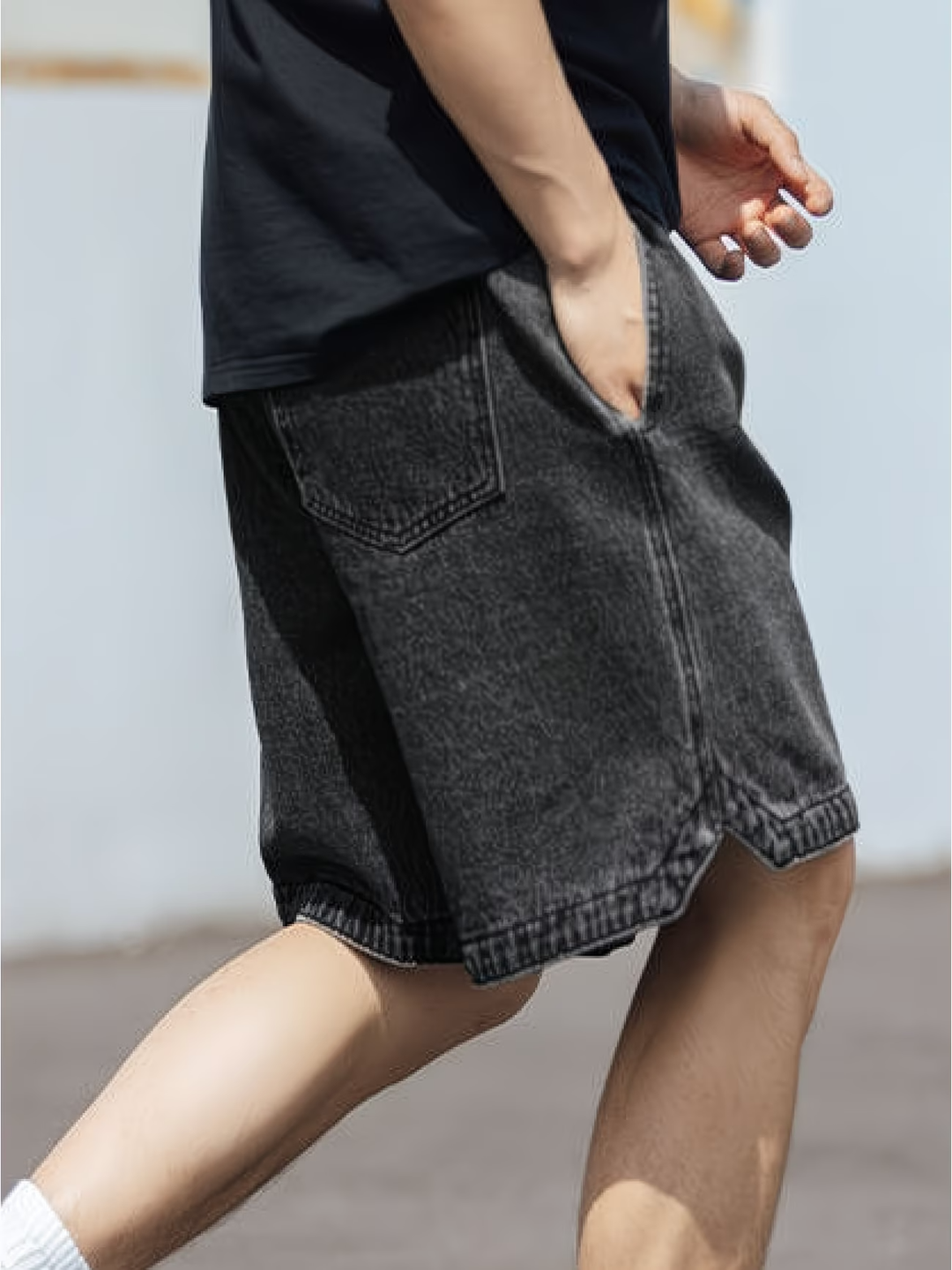 Men's Wide-Leg Drawstring Shorts